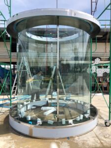 Kính uốn cong phương nam