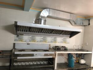 Lắp đặt máng hút mùi inox bếp ăn
